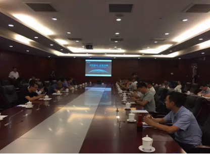 愛國小男孩科技與互聯網服務大咖話融合、謀共贏